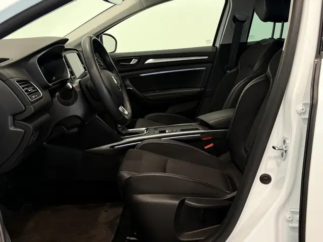 Renault Mégane 1.3 TCe 140 EDC Intens 2022 Benzine 34