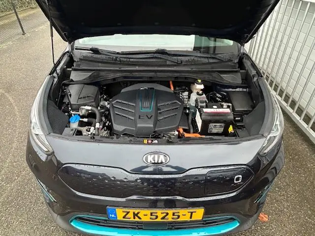 Kia e-Niro ExecutiveLine 64 kWh 2019 Elektrisch 19
