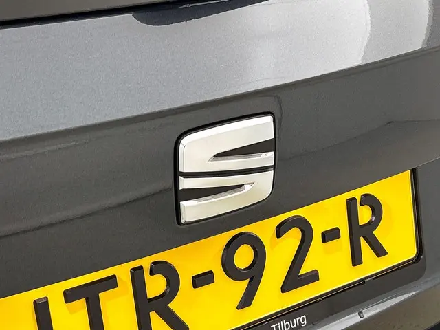 SEAT Arona 1.0 EcoTSI Style Connect 2024 Benzine 26