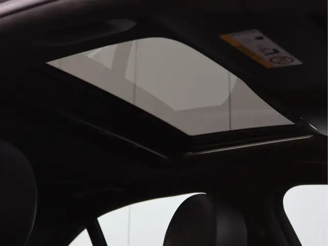 Mercedes-Benz C-Klasse 180 AMG-line 2019 Benzine 29