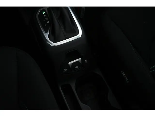 Jeep Renegade 1.5T e-Hybrid Upland 2022 Hybride Benzine 25