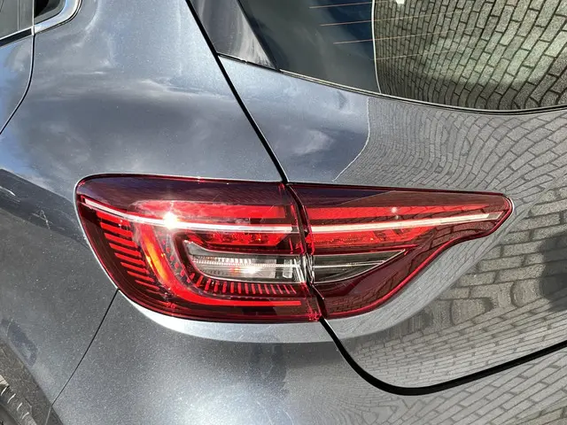 Renault Clio 1.0 TCe Intens 2020 Benzine 30