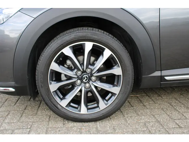 Mazda CX-3 2.0 SkyActiv-G 121 Luxury 2021 Benzine 12