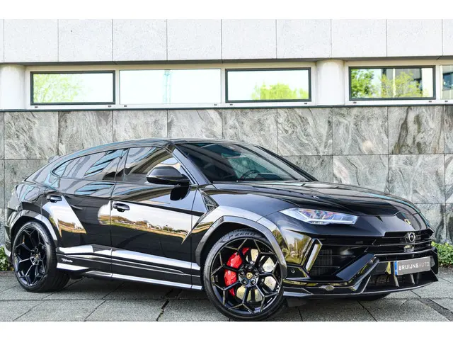 Lamborghini Urus 4.0 V8 Performante 2024 Benzine 2