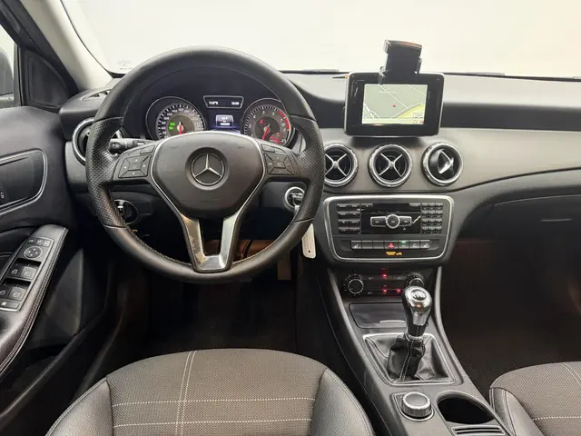Mercedes-Benz GLA 200 Ambition 2014 Benzine 4