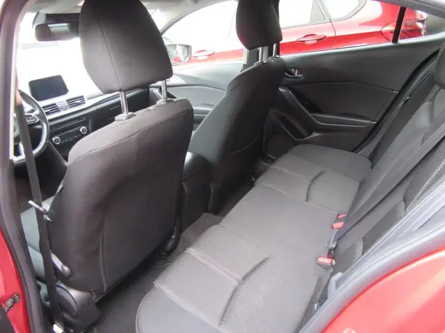Mazda 3 2.0 SkyActiv-G 120 TS+ automaat 2017 Benzine 21