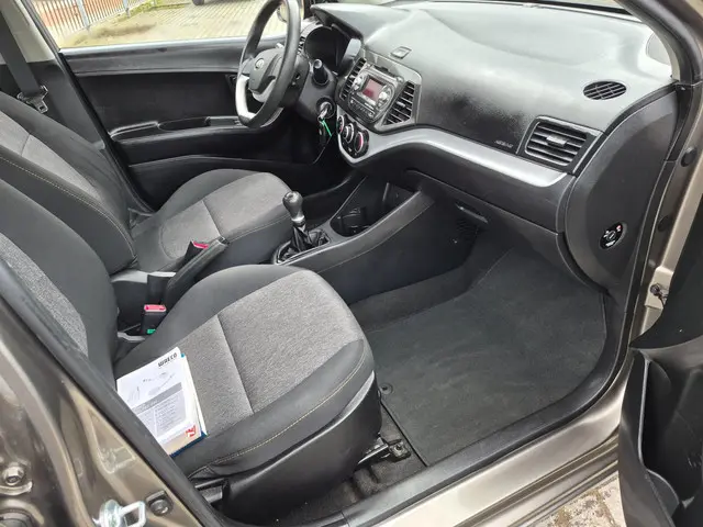 Kia Picanto 1.0 CVVT ISG Comfort Pack 2014 Benzine 12