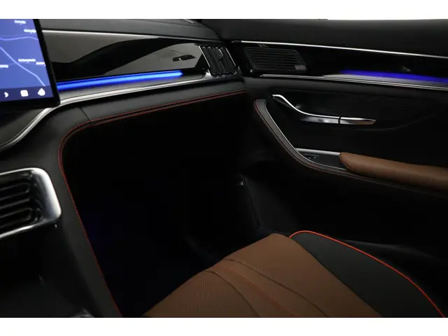 BYD SEAL U 1.5 DM-i FWD Boost 2025 Hybride Benzine 35