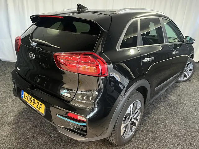 Kia e-Niro DynamicPlusLine 64 kWh 2021 Elektrisch 3