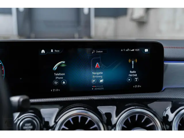 Mercedes-Benz CLA 200 Premium Plus 2020 Benzine 58