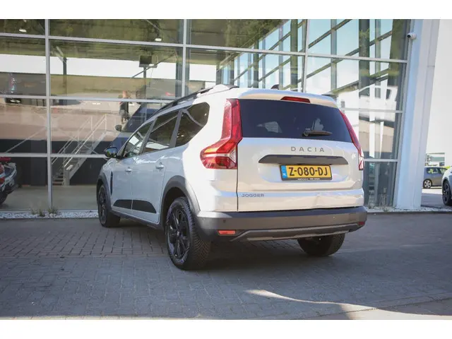 Dacia Jogger 1.0 TCe Extreme 7p. VERKOCHT 2022 Benzine 2