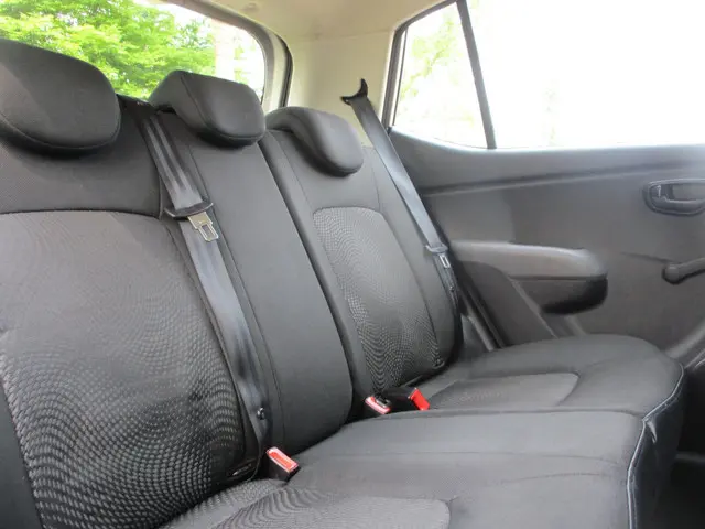 Hyundai i10 78.000 km Airco 2012 Benzine 7