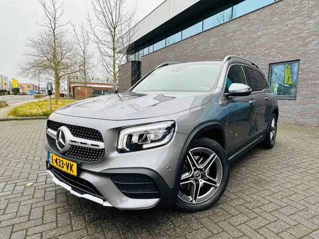 Mercedes-Benz GLB 180 d Premium 2021 Diesel