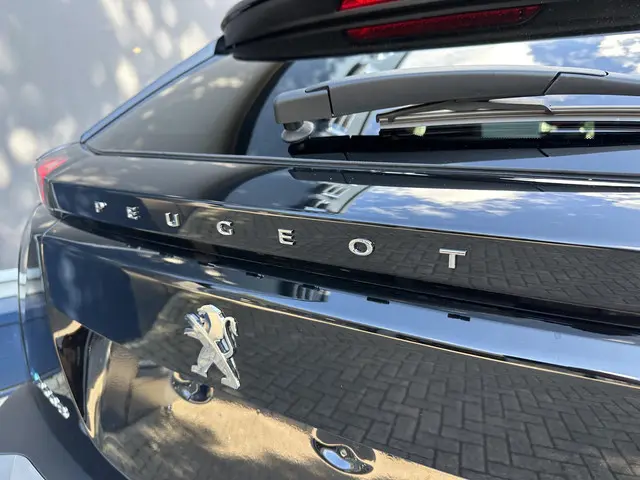 Peugeot e-2008 EV GT 2022 Elektrisch 56