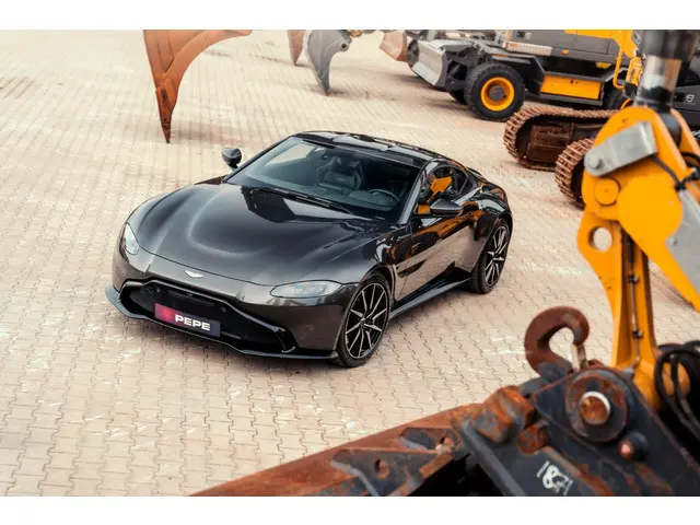 Aston Martin V8 Vantage 4.0 2021 Benzine 17