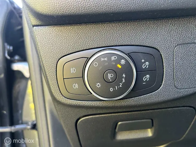 Ford Focus 1.0 EcoBoost ST Line Business 2019 Benzine 16