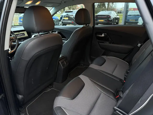 Kia e-Niro Aut. Dynamic Edition 64kWh 2021 Elektrisch 16