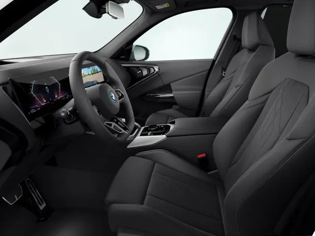 BMW X3 30e xDrive 2025 Hybride Benzine 4