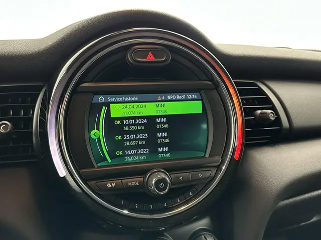 MINI One Mini 1.5 First CRUISE LM 45000 KM 2021 Benzine 27