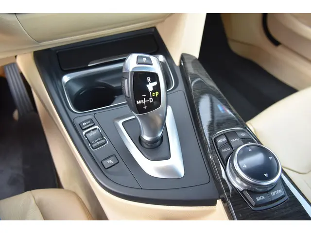 BMW 4 Serie Coupé 420i High Executive 2014 Benzine 15