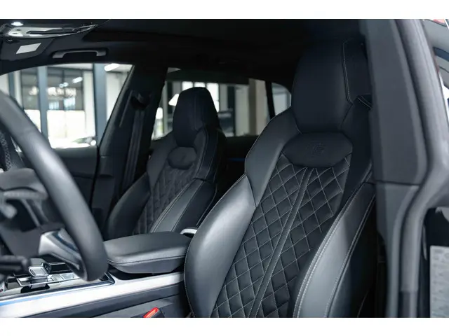 Audi SQ8 4.0 TFSI SQ8 quattro 2021 Benzine 21
