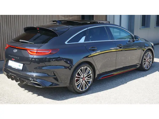 Kia ProCeed 1.6 T-GDI 205pk GT 2019 Benzine 5