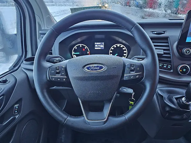 Ford Transit Custom 2.0 2023 Diesel 11