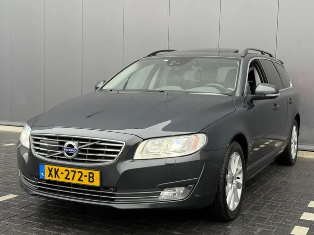Volvo V70 2.0 T4 Inscription Edition 2015 Benzine 14