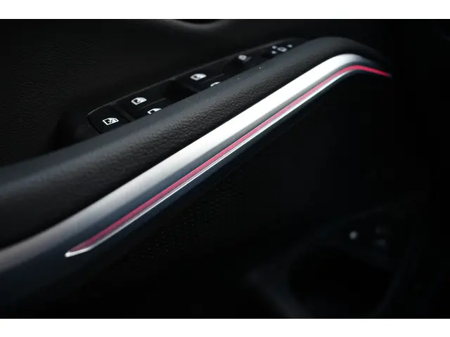 BMW 3 Serie Touring 330e M-Sport 2023 Hybride Benzine 60