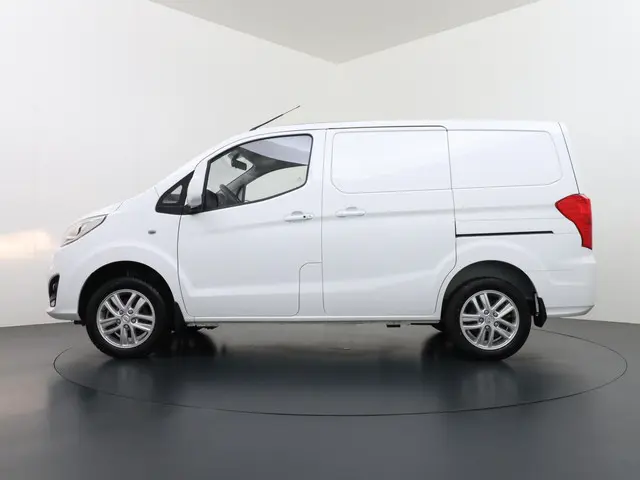 BYD ETP3 Standard 45 kWh 2023 Elektrisch 4