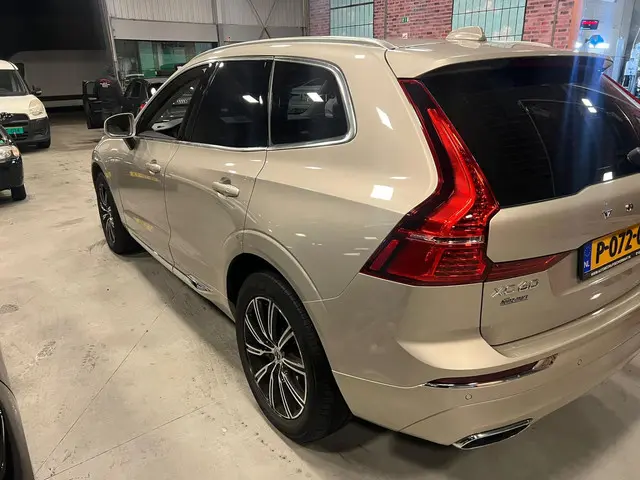 Volvo XC60 2.0 T5 AWD Inscription 2019 Benzine 4
