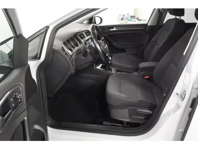 Volkswagen Golf Variant 1.0 TSi Comfortline+ 2017 Benzine 8