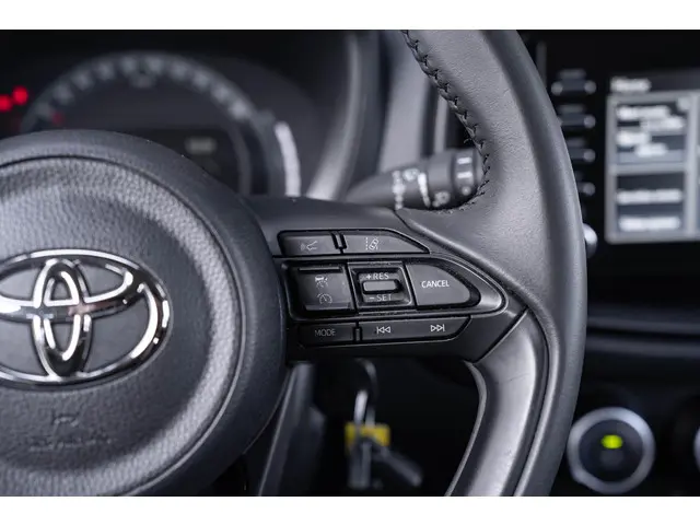 Toyota Aygo X 1.0 VVT-i MT Play 2022 Benzine 22