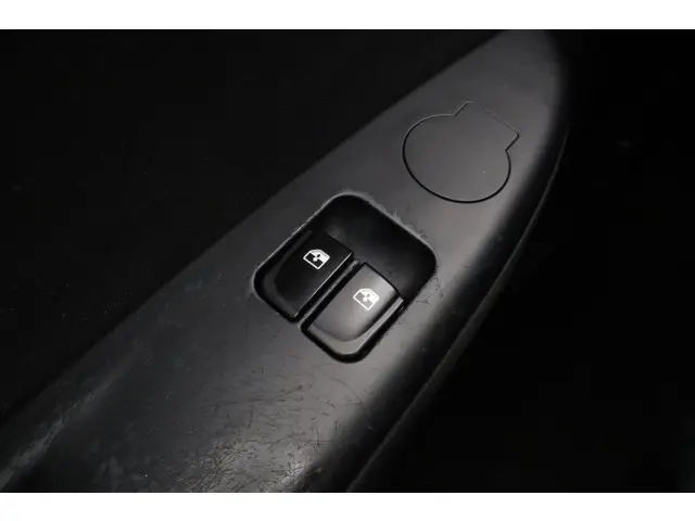 Hyundai i20 1.2 16v 85pk 5drs HP i-Motion 2014 Benzine 19