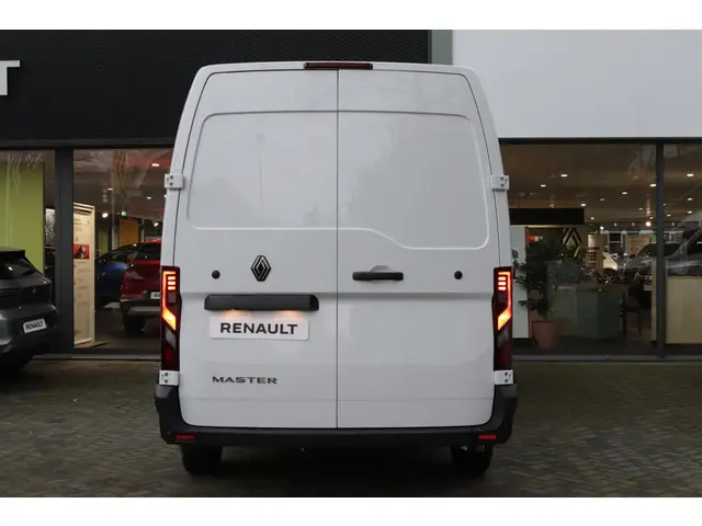 Renault Master T35 2.0 dCi 130 L2H2 Start 2024 Diesel 5