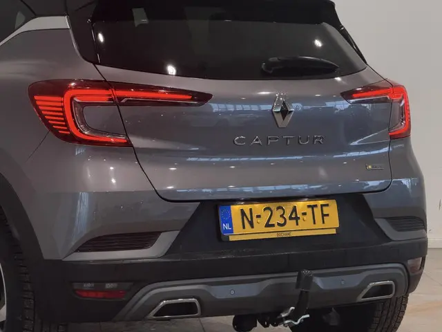 Renault Captur 1.0 TCe 90 R.S. Line 2022 Benzine 29