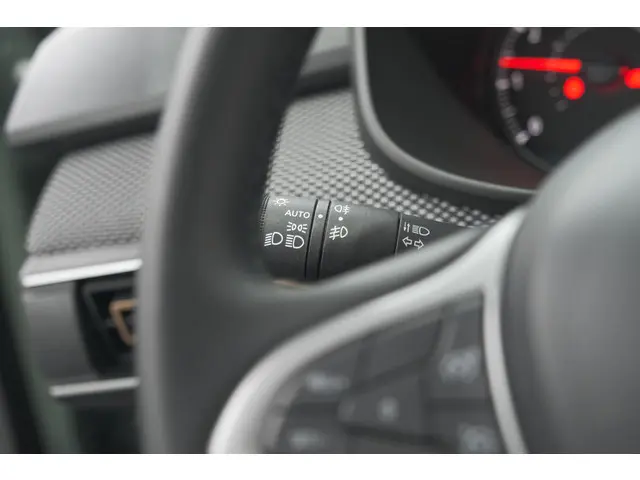 Dacia Sandero Stepway TCe 90 Expression 2024 Benzine 33