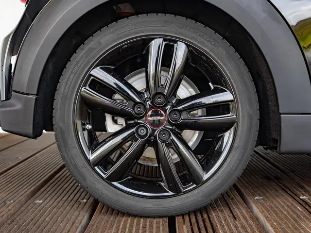 MINI Cooper Cabrio Aut. 2022 Benzine 8