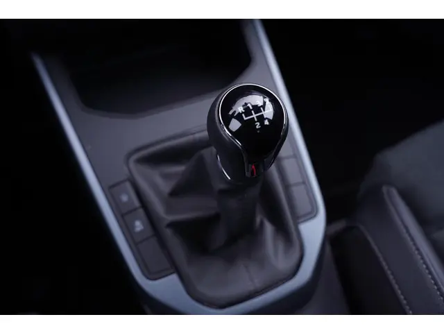 SEAT Arona 1.0 TSI Style Ambition 2021 Benzine 38