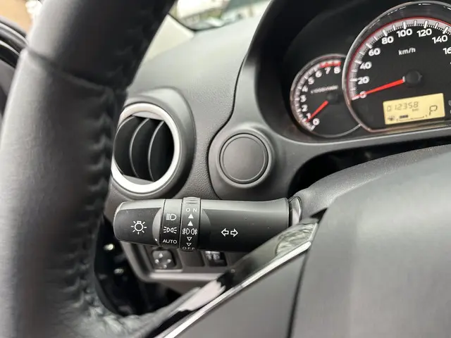 Mitsubishi Space Star 1.2 Intense 2022 Benzine 18