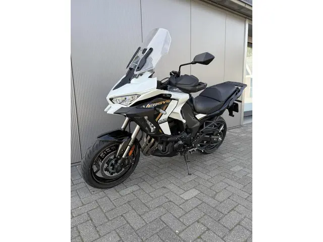 Kawasaki Versys 1100 SE 2025 Benzine 10
