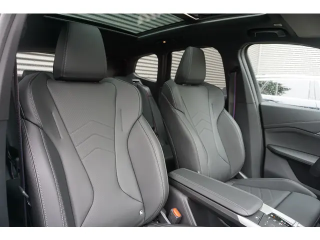 BMW iX1 eDrive20 67 kWh 2025 Elektrisch 8