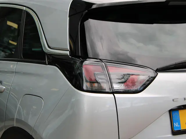 Opel Crossland 1.2 Turbo Elegance 2024 Benzine 21