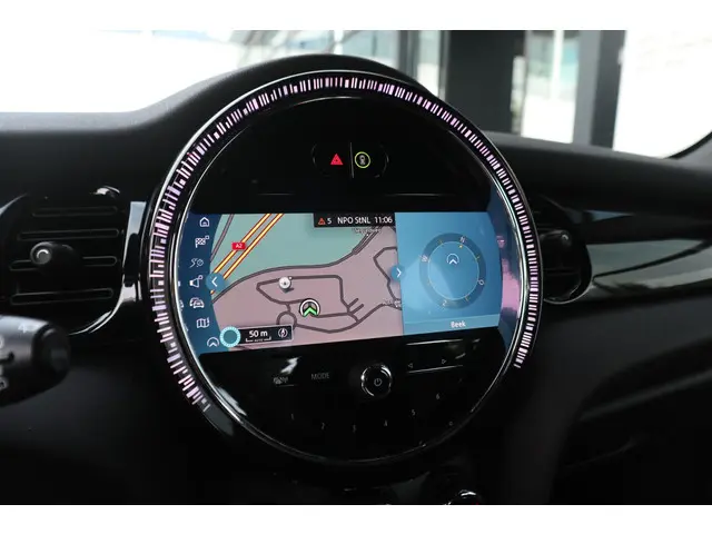 MINI 5-Deurs Cooper 2021 Benzine 11