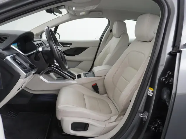 Jaguar I-PACE EV400 S 90 kWh 2018 Elektrisch 16