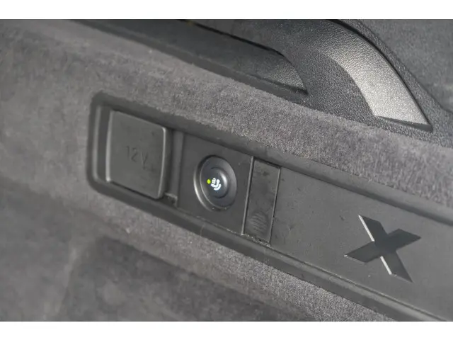 BMW X5 xDrive45e 394pk M-sport 2022 Hybride Benzine 74