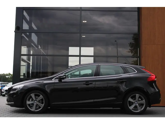 Volvo V40 2
