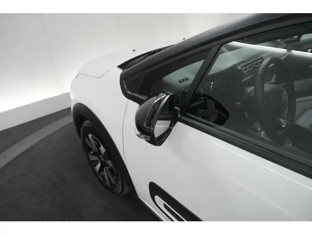 Citroën C3 PureTech 82 Shine 2023 Benzine 22