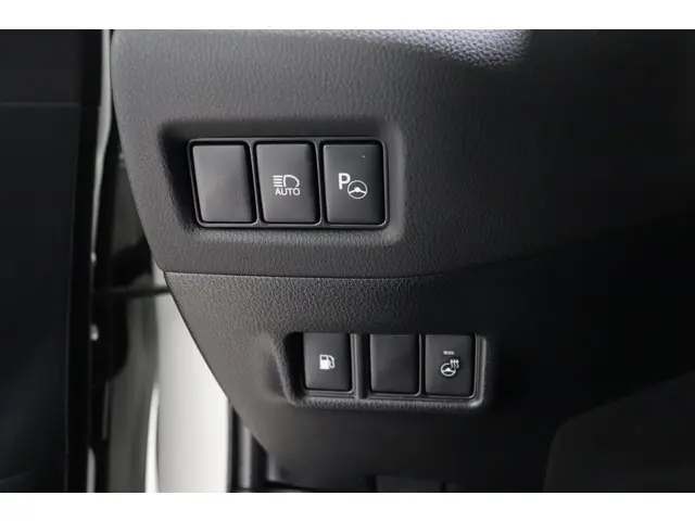 Toyota C-HR 1.8 Hybrid Bi-Tone, 2017 Hybride Benzine 19