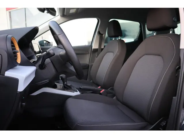 SEAT Arona 1.0 EcoTSI STYLE 2024 Benzine 7